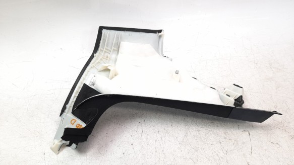 Recambio de guarnecido puerta trasera derecha para audi q7 4mg 2019- referencia OEM IAM 4M0867246K23  