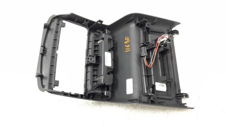 Recambio de moldura para audi q7 4mg 2019- referencia OEM IAM 4M8864147  