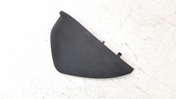 Recambio de moldura para audi q7 4mg 2019- referencia OEM IAM 4M8857086  