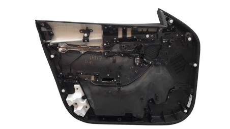 Recambio de juego tapizados / cartoneras para mazda 3 berlina (bp) 2019- evolution referencia OEM IAM BCJH6843Z  