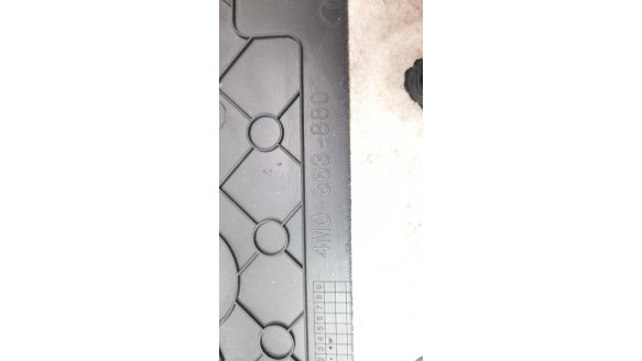 Recambio de moldura para audi q7 4mg 2019- referencia OEM IAM 4M0863880BHCK  