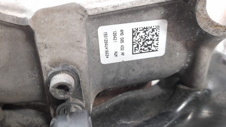 Recambio de mangueta trasera derecha para audi q7 4mg 2019- referencia OEM IAM 4M0505432AF  