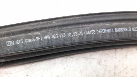Recambio de gomas contorno puerta para audi q7 4mg 2019- referencia OEM IAM 4M0823723  