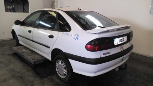 renault laguna (b56) 1994-1998 del año 1996