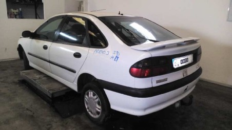renault laguna (b56) 1994-1998 del año 1996