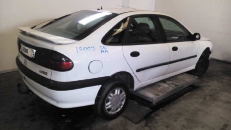 renault laguna (b56) 1994-1998 del año 1996