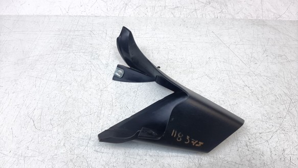 Recambio de moldura para bmw r 1200 r 2015-2019 r 1200 r referencia OEM IAM 46638534269  