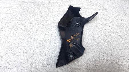 Recambio de moldura para bmw r 1200 r 2015-2019 r 1200 r referencia OEM IAM 46638534268  