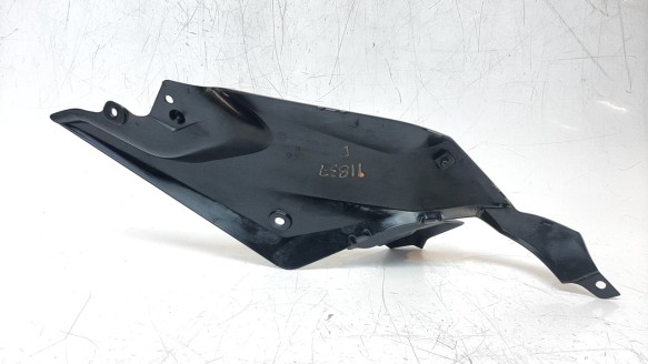 Recambio de moldura para bmw r 1200 r 2015-2019 r 1200 r referencia OEM IAM 46638534273  