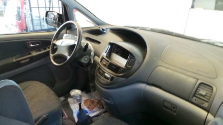 toyota previa (r30) 2000-2005 del año 2001