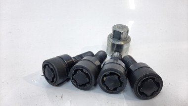 Recambio de juego tornillos de rueda para porsche cayenne coupe (9yb) 2019- e-hybrid referencia OEM IAM TORNILLOSANTI  