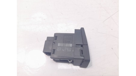 Recambio de warning para audi q3 (8ug) 2014-2018 attraction quattro referencia OEM IAM 8U1941509  