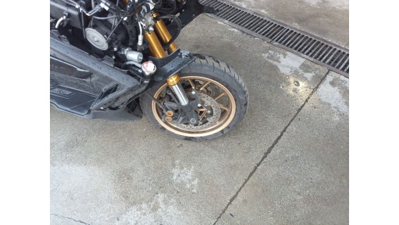 Recambio de disco freno delantero para yamaha tmax 2019- tmax referencia OEM IAM BBW2581T0000  