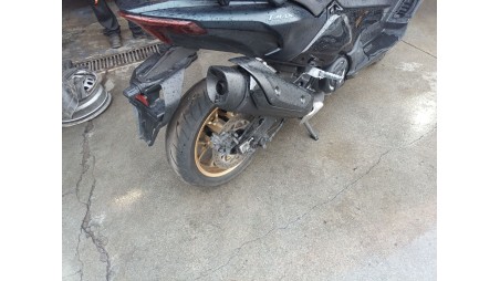 Recambio de pinza de freno trasera derecha para yamaha tmax 2019- tmax referencia OEM IAM 59C2580W0100  