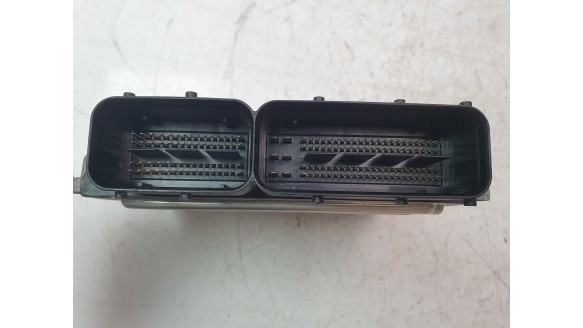 Recambio de centralita motor uce para volkswagen golf vii lim. 2012-2017 gte referencia OEM IAM 04E907309F  