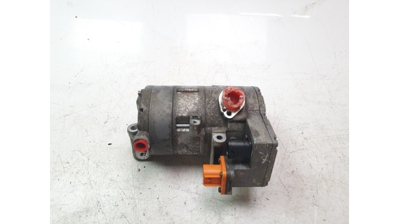 Recambio de compresor aire acondicionado para volkswagen golf vii lim. 2012-2017 gte referencia OEM IAM 12E820803E  