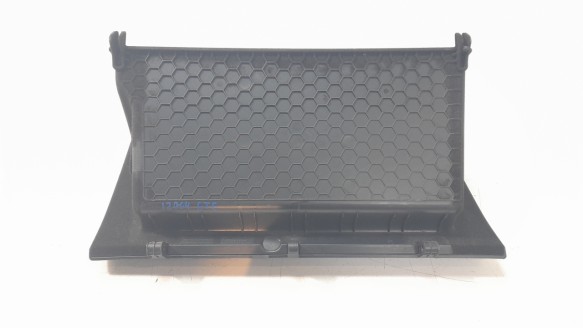 Recambio de guantera para volkswagen golf vii lim. 2012-2017 gte referencia OEM IAM 5G1857114H  