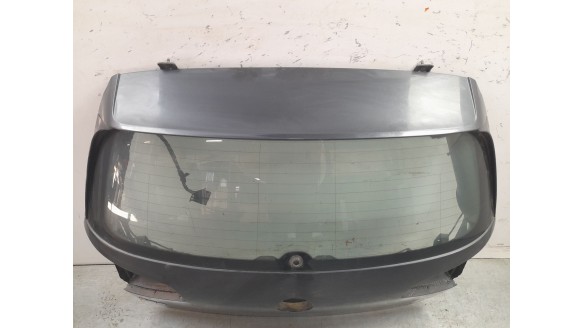 Recambio de porton trasero para volkswagen golf vii lim. 2012-2017 gte referencia OEM IAM 5G6827025AA  