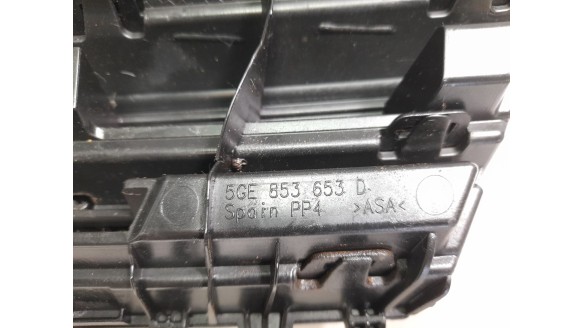 Recambio de rejilla delantera para volkswagen golf vii lim. 2012-2017 gte referencia OEM IAM 5GE853653D  