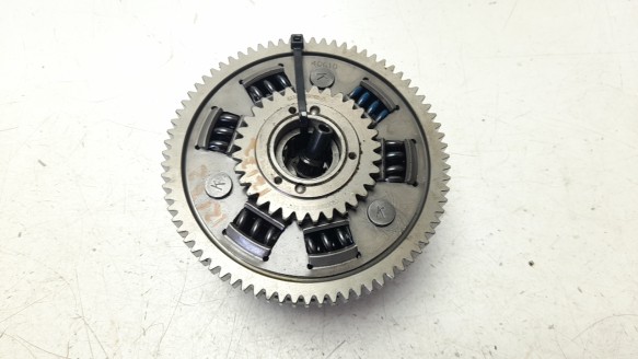 Recambio de campana embrague para ktm duke - 790 duke l referencia OEM IAM 63532001044  