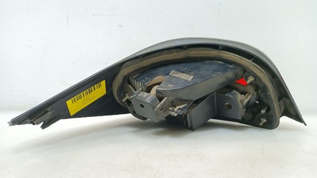 Recambio de piloto trasero derecho para bmw 5 (e60) 2001-2010 525 d referencia OEM IAM 63216910768 6910768 