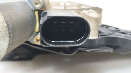 Recambio de elevalunas delantero izquierdo para bmw 5 (e60) 2001-2010 525 d referencia OEM IAM 51337075667 7075667 