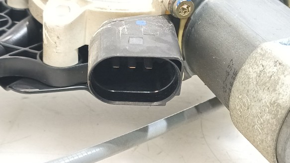 Recambio de elevalunas delantero derecho para bmw 5 (e60) 2001-2010 525 d referencia OEM IAM 51337075668 7075668 