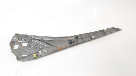 Recambio de moldura para lexus xe2 2019- is300h referencia OEM IAM 550115310  