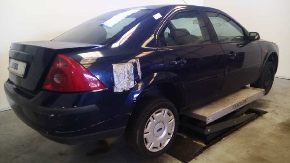 ford mondeo berlina (ge) 2000-2007 del año 2001