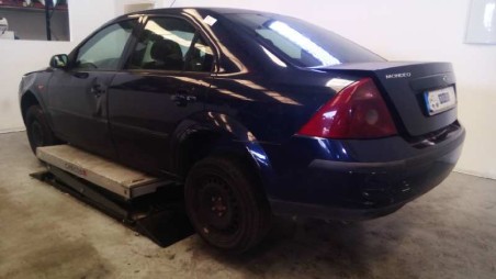 ford mondeo berlina (ge) 2000-2007 del año 2001