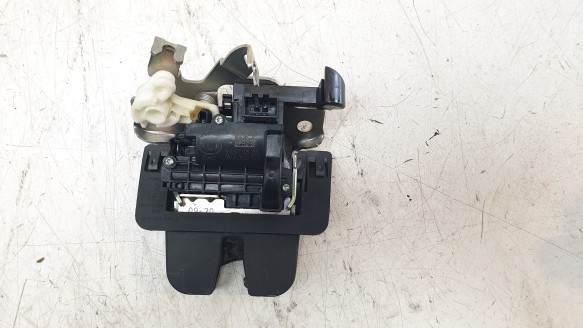 Recambio de cerradura maletero / porton para seat arona (kj7, kjp) 2017- 1.6 tdi referencia OEM IAM 5F0827505  