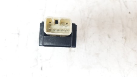 Recambio de modulo electronico para lexus xe2 2019- is300h referencia OEM IAM 8651676010  