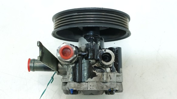 Recambio de bomba servodireccion para kia carnival ii (gq) 1999-2007 2.9 crdi referencia OEM IAM 0K55232600D 0K55232600D 