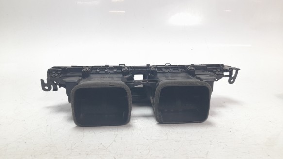 Recambio de aireador central para toyota c-hr 2016- hybrid active referencia OEM IAM 55670F4010  