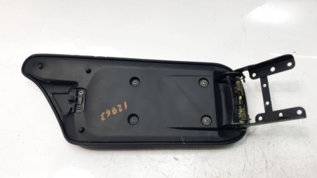 Recambio de apoyabrazos central para toyota c-hr 2016- hybrid active referencia OEM IAM 58905F4010J0  