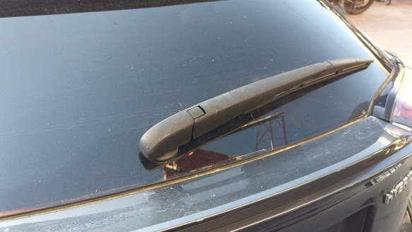 Recambio de brazo limpia trasero para toyota c-hr 2016- hybrid active referencia OEM IAM 85241F4010  