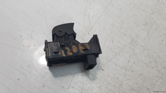 Recambio de mando elevalunas delantero derecho para toyota c-hr 2016- hybrid active referencia OEM IAM 193170 84810F4030 