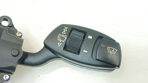 Recambio de mando limpia para bmw 5 (e60) 2001-2010 525 d referencia OEM IAM 61316924108 6924108 01206100