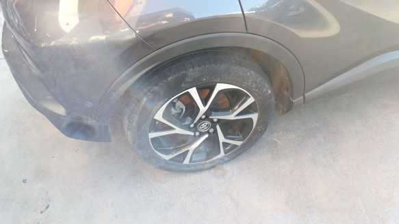 Recambio de mangueta trasera izquierda para toyota c-hr 2016- hybrid active referencia OEM IAM 42305F4031  