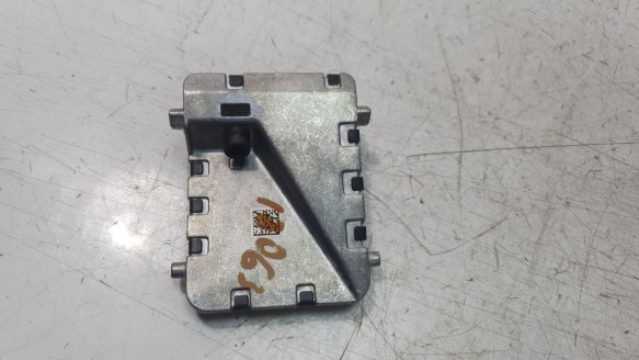 Recambio de modulo electronico para toyota c-hr 2016- hybrid active referencia OEM IAM 8646CF4040  