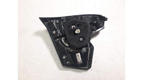 Recambio de piloto trasero derecho interior para toyota c-hr 2016- hybrid active referencia OEM IAM 81580F4021  