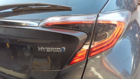 Recambio de piloto trasero derecho interior para toyota c-hr 2016- hybrid active referencia OEM IAM 81580F4021  