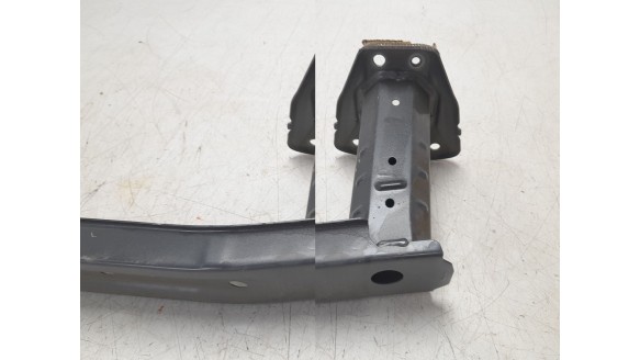 Recambio de refuerzo paragolpes trasero para toyota c-hr 2016- hybrid active referencia OEM IAM 52023F4010  