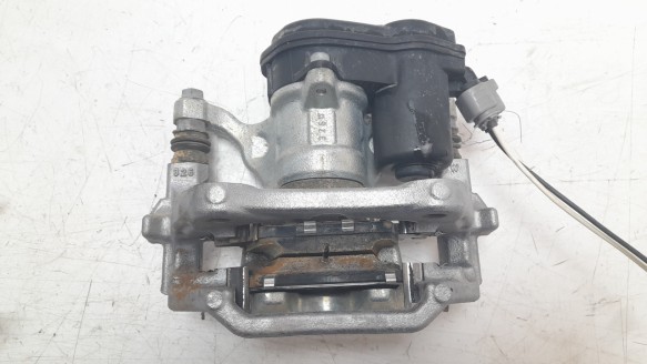 Recambio de pinza de freno trasera izquierda para toyota c-hr 2016- hybrid active referencia OEM IAM 46310F4011  