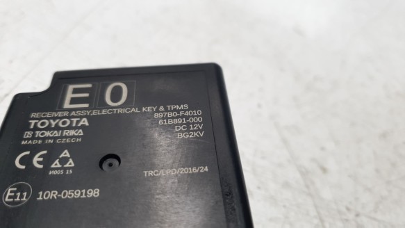 Recambio de modulo electronico para toyota c-hr 2016- hybrid active referencia OEM IAM 897B0F4010  