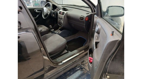 opel corsa c (x01) 2000-2009 del año 2006
