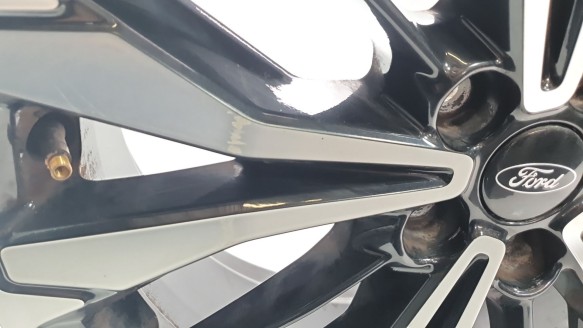 Recambio de llanta para ford kuga 2019- titanium referencia OEM IAM LV4CP2A  