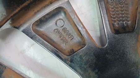 Recambio de llanta para ford kuga 2019- titanium referencia OEM IAM LV4CP2A  