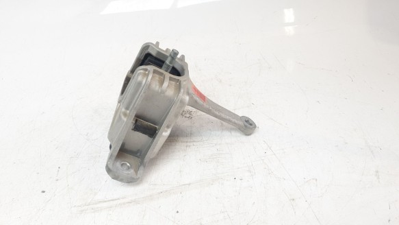 Recambio de soporte motor derecho para kia niro 2016- referencia OEM IAM 21810AA100  