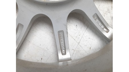 Recambio de llanta para invicta metro pick up electrico - referencia OEM IAM LLANTA  